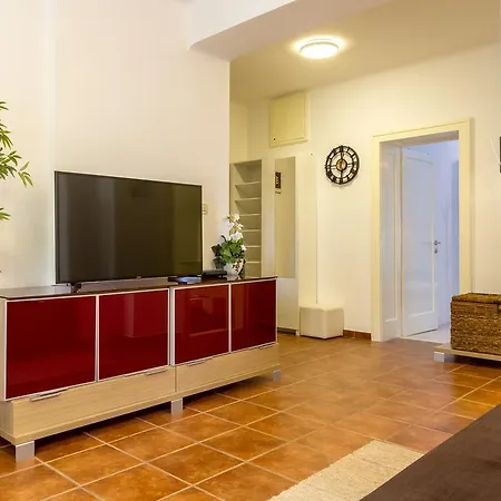 Appartement Of Solitude