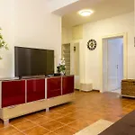 Apartman Of Solitude